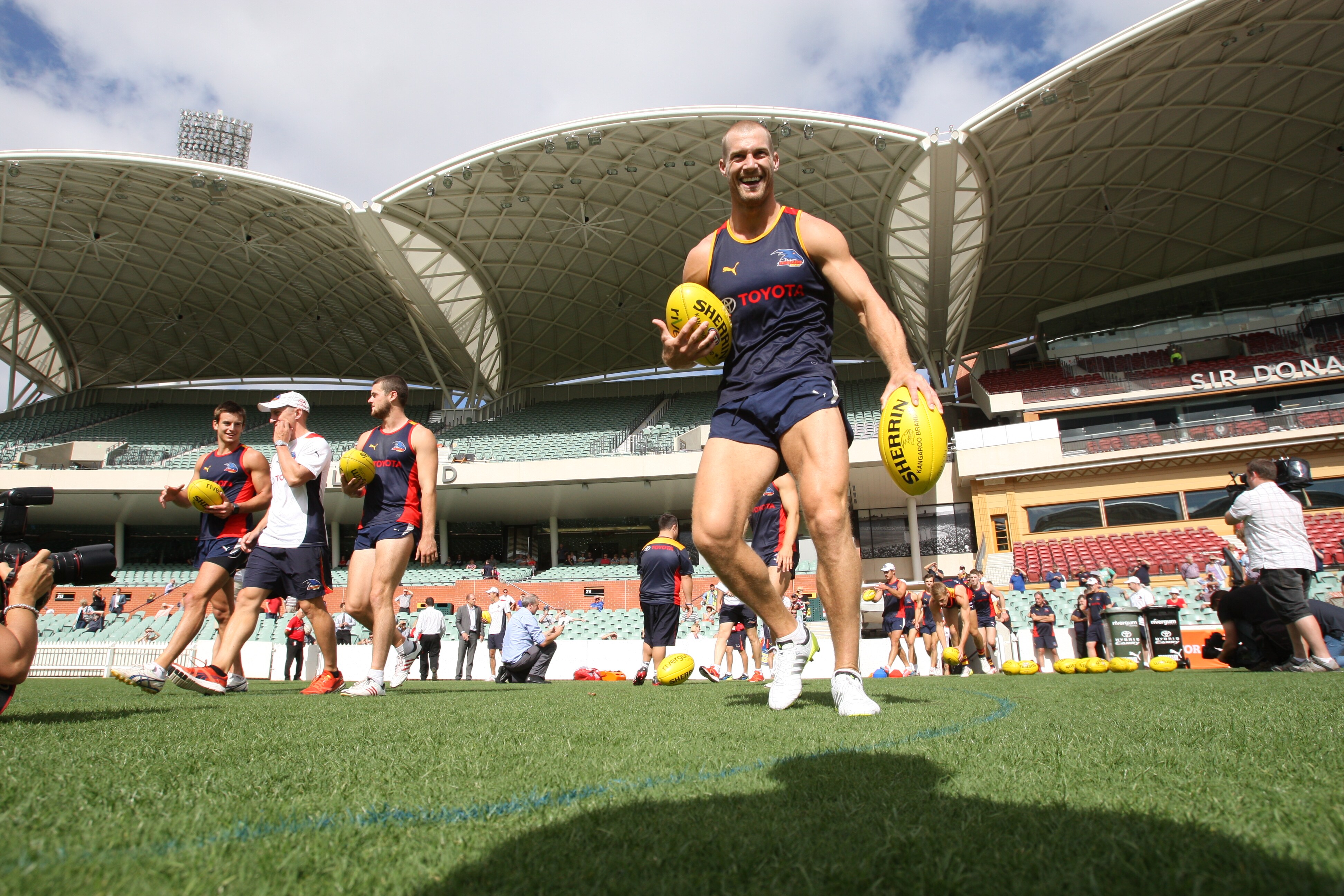 Attend training at Adelaide Oval